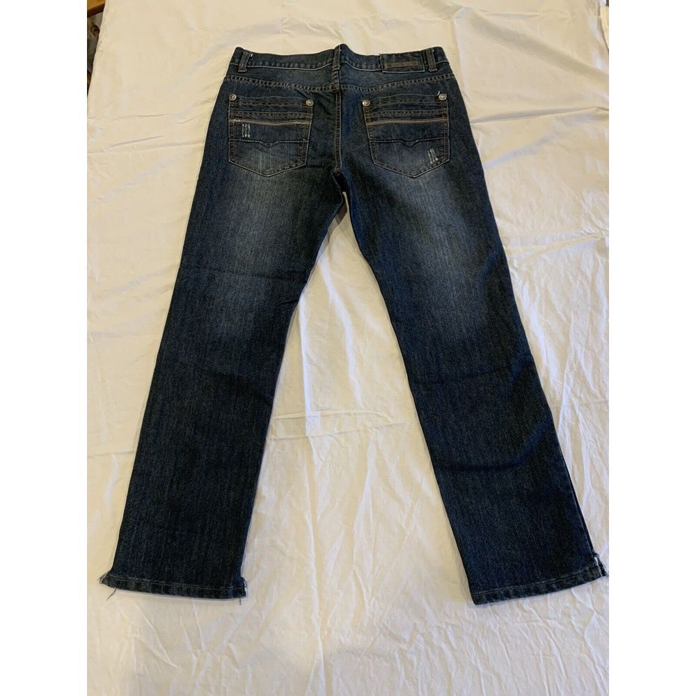 Blue Rag Mens Size 34x30‎ DESIGNER Distressed Jeans Pocket Stitching & Rivets - Picture 2 of 9